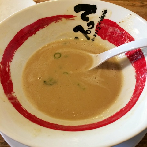 寝起きでラーメン。_d0065835_14521623.jpg