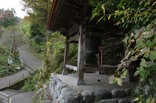 奥多摩　　紅葉の多摩川を行く_c0080357_13555554.jpg