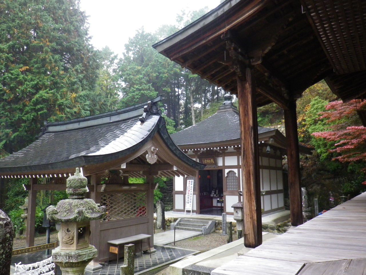 『雨の岩井山延算寺を歩いて・・・・・』_d0054276_20333881.jpg