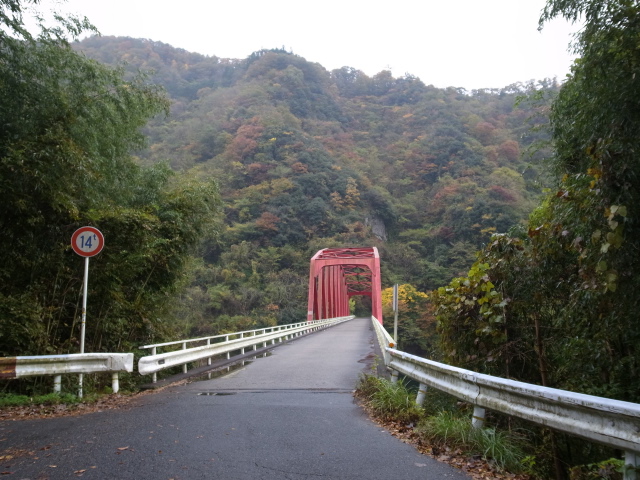 新成羽川貯水池＠岡山県高梁市備中町西油野地先_f0197703_18173233.jpg