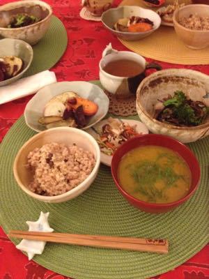 満月の骨盤調整エクササイズとマクロ美コラボクラス♡_f0095325_02649.jpg
