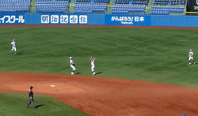 中央大対青学大 10月16日 東都大学野球1部 後半_b0166128_2105652.jpg