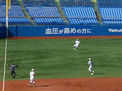 中央大対青学大 10月16日 東都大学野球1部 後半_b0166128_2148162.jpg