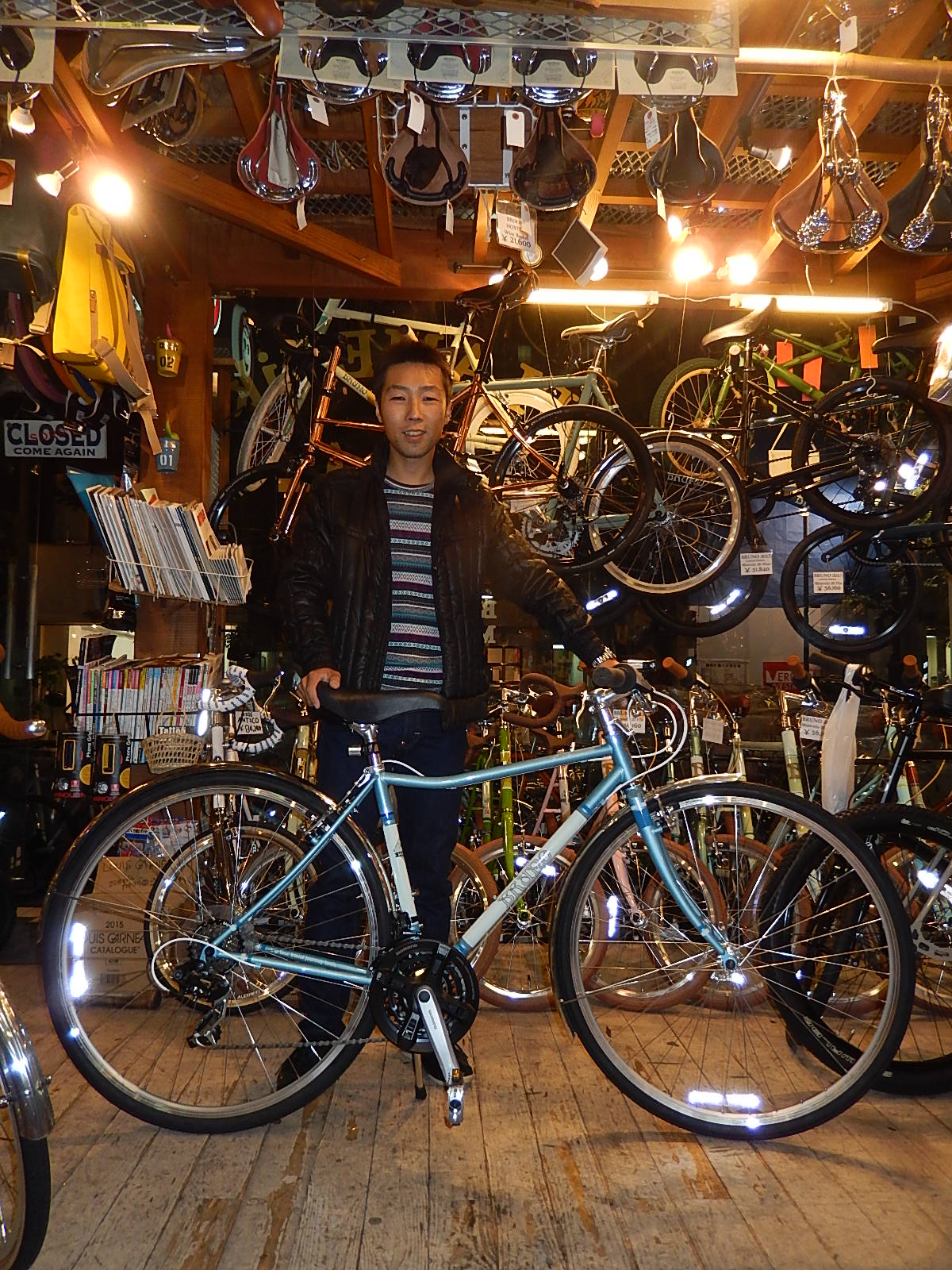 11月10日 渋谷 原宿 の自転車屋 FLAME bike前です_e0188759_15481411.jpg