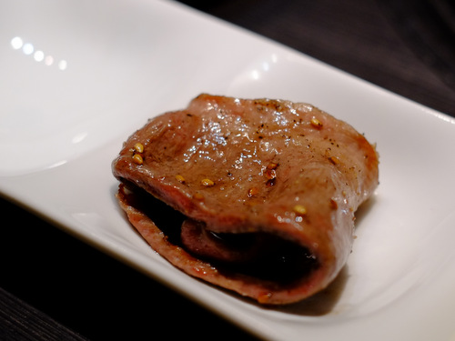 「渋谷 ざぶとんの佐賀牛ざぶとん、尾崎牛、ぴょんぴょん舎」_a0000029_11265330.jpg