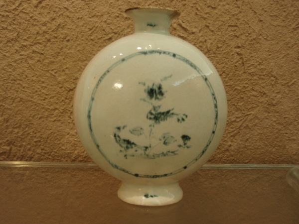 藤田佳三さんの個展 明日から始まります_b0132442_20294468.jpg
