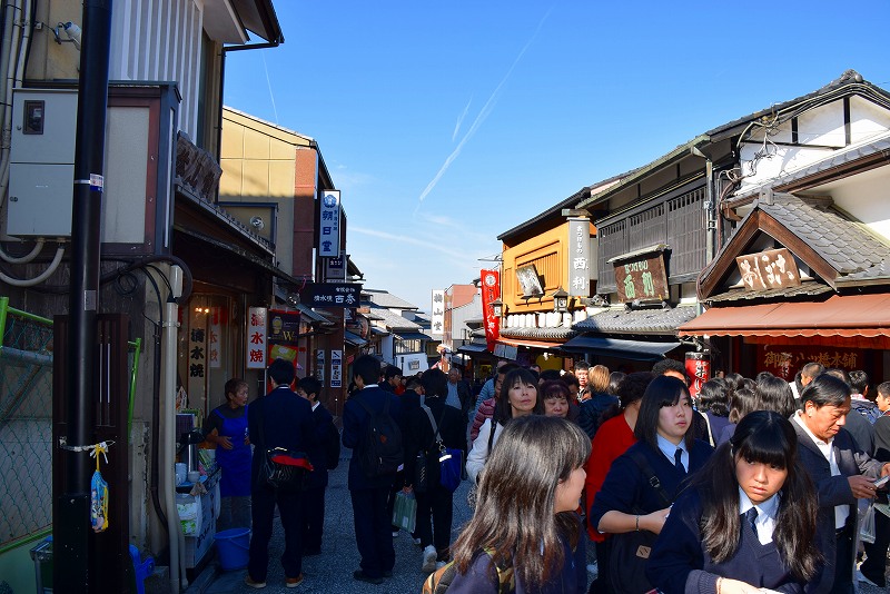 （紅葉）観光シーズン到来の『清水寺』20141029_e0237645_1657277.jpg