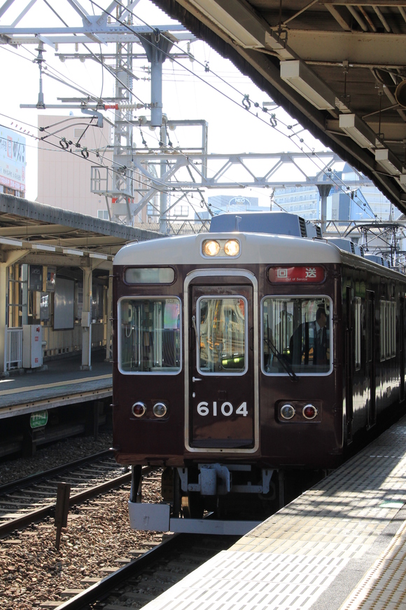 阪急6004F 車両回送 _d0202264_17362812.jpg
