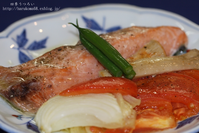 秋鮭のホイル焼き*ヘルシー版*_a0122325_1549786.jpg