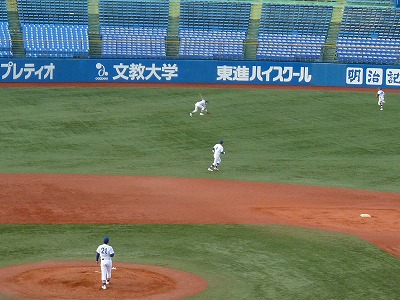 拓殖大対駒澤大 10月16日 東都大学野球1部_b0166128_1074272.jpg