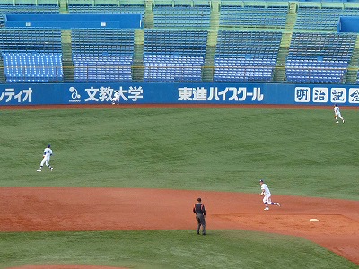 拓殖大対駒澤大 10月16日 東都大学野球1部_b0166128_1075975.jpg
