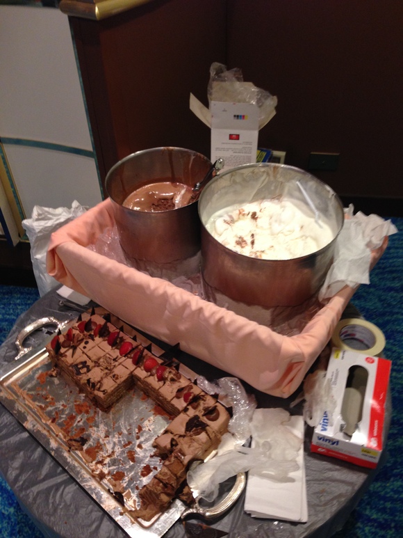 娘を虜にした「ユース（キッズ）センター SHOCKWAVES」：ダイヤモンドプリンセス乗船記41_f0054556_18562811.jpg