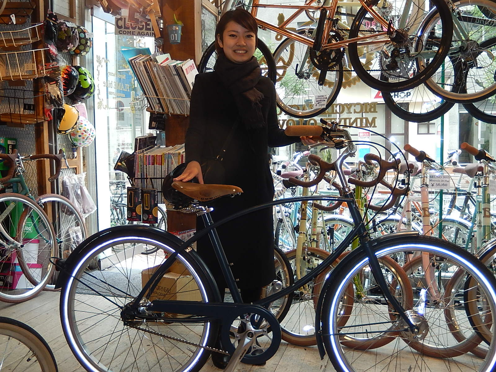 11月12日 渋谷 原宿 の自転車屋 FLAME bike前です_e0188759_15414188.jpg