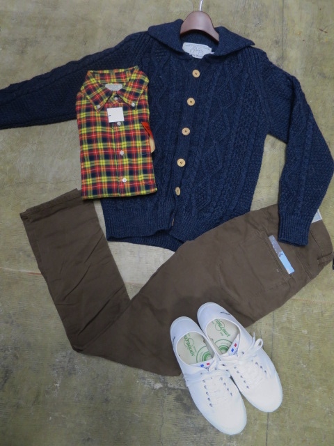 秋色の洒落た色味... 18番の人気PANTS KHAKI SLIM By NUDIE JEANS_d0152280_7123198.jpg