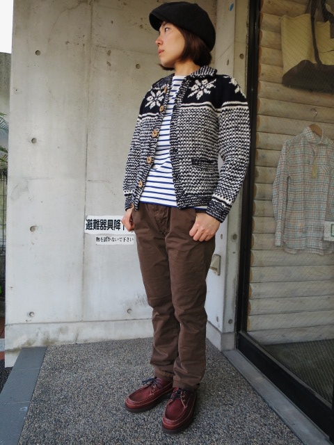 秋色の洒落た色味... 18番の人気PANTS KHAKI SLIM By NUDIE JEANS_d0152280_7185334.jpg