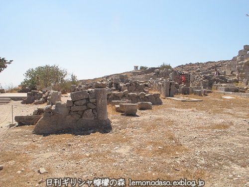 古代ティラのアゴラ（ サントリニ島）_c0010496_18581412.jpg