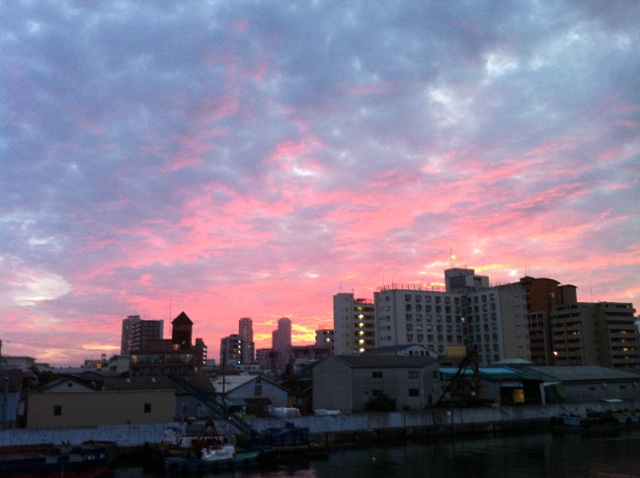 見えて見えるもの見えないもの_c0180209_2338223.jpg