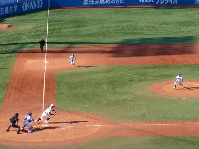 青学大対中央大　１０月１７日　東都大学野球１部　前半_b0166128_1443393.jpg