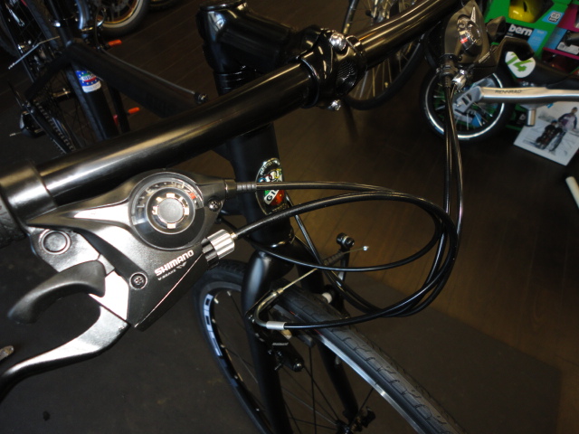 ミストラルの限定車マットブラック入荷!_b0189682_1738922.jpg