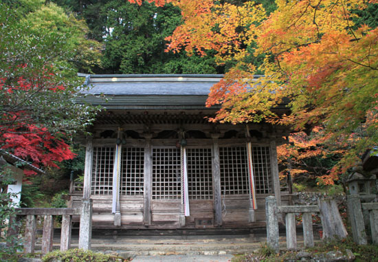 14紅葉めぐり 9 上弓削熊野神社_e0048413_20284219.jpg