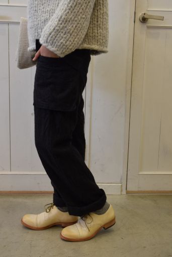 nisicaのパンツと白いニット 。 。 _b0110582_18485572.jpg