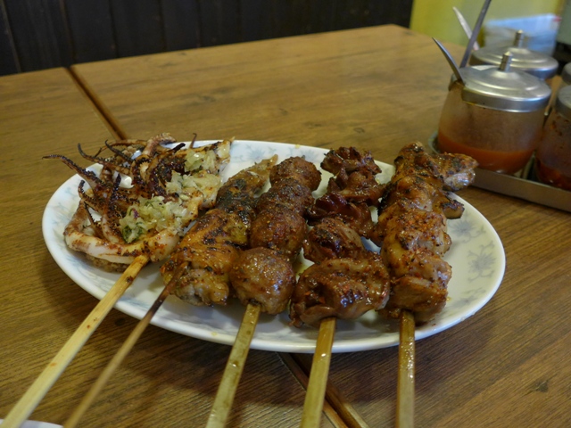 高円寺「ベトナム焼き鳥　ビンミン」へ行く。_f0232060_23363514.jpg