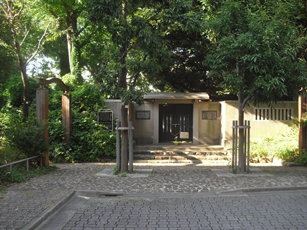c0109090_9295319.jpg
