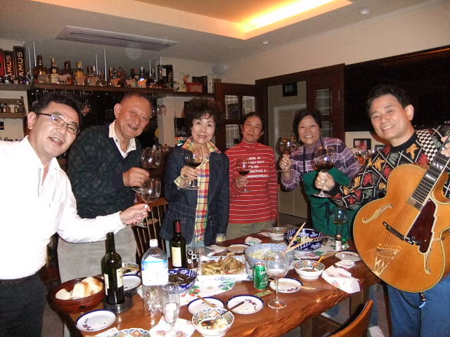森さん宅でワインパーティーとライブ_e0119092_9581318.jpg
