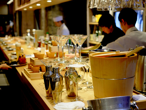 「大手町日生ビルUOMAN DINING、日本酒バル さわら(椹)の明太子燻製、日本酒×氷」_a0000029_10444275.jpg