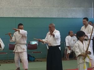 忙しいです、総師範は_f0019563_2324213.jpg