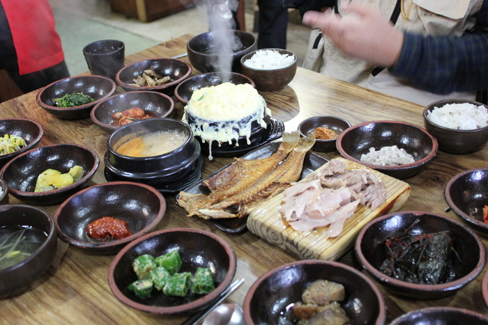 済州島とソウル　郷土料理と民族芸術に触れる旅　その７　甘鯛の焼き魚定食でびっくりケランチム_a0223786_15214698.jpg