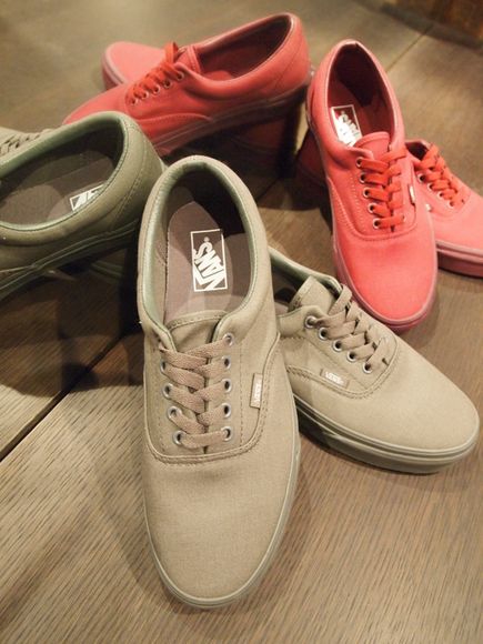 【VANS classic】HOLIDAY LINE / 新入荷_e0187341_165710.png