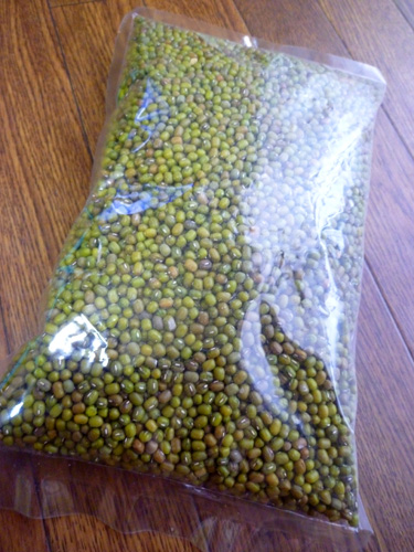 緑豆を買いました＠上野アメ横_c0152767_1022342.jpg