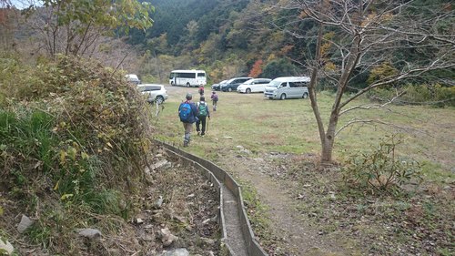 鹿嵐山紅葉登山会　2014.11.16（日）_a0166196_1894924.jpg