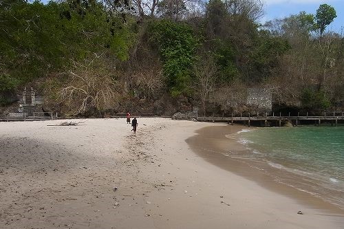 いざ　シークレットビーチへ！Batu Meguwung Beach @ Jimbaran (’14年10月)_f0319208_19541957.jpg