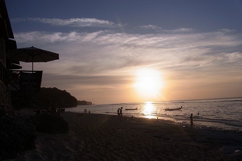 Sunset At Swamis Cafe @ Bingin Beach (\'14年10月)_f0319208_21312826.jpg