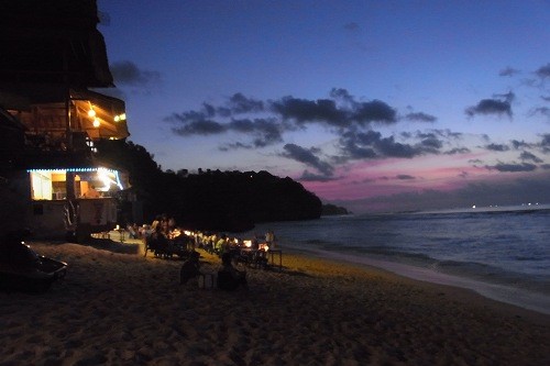 Sunset At Swamis Cafe @ Bingin Beach (\'14年10月)_f0319208_2215076.jpg