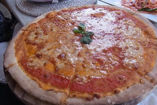 BUONASERA Restaurant & Pizzeria (\'14年9月＆10月)_f0319208_242599.jpg
