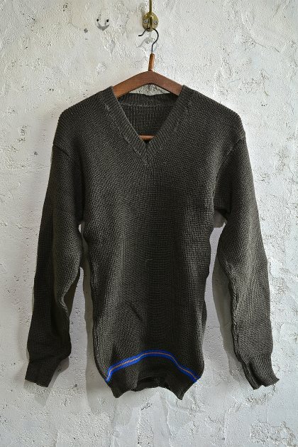 Swedish army 40\'s v-neck knit_f0226051_13142762.jpg