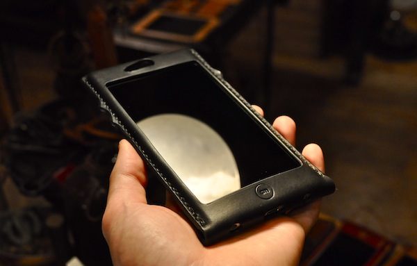 iphone 6 plus leather cover _b0172633_2155390.jpg