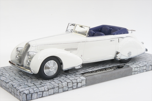 2014/11/20(木) 本日発売の新製品(MINICHAMPS,GT AUTOS)_a0095738_20362356.jpg