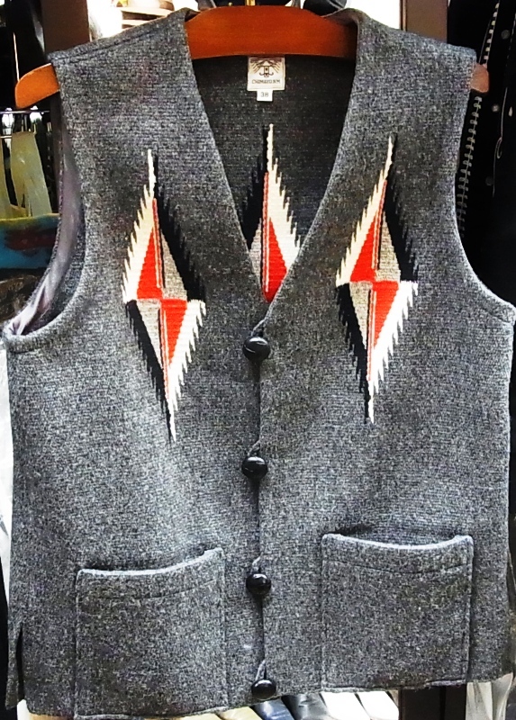 ORTEGA`S SQUARE FRONT CHIMAYO VEST _c0305531_17161768.jpg