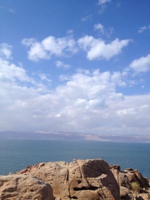 windy dead sea_e0107561_2082862.jpg