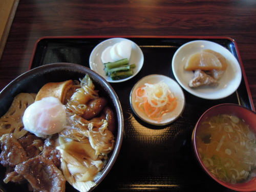 ピカリ！　どんぶり巡り　鴨すき丼_e0147226_17121331.jpg