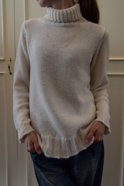 コートやニットの事など・・・ Bilitis dix-sept ans_b0110586_19475991.jpg