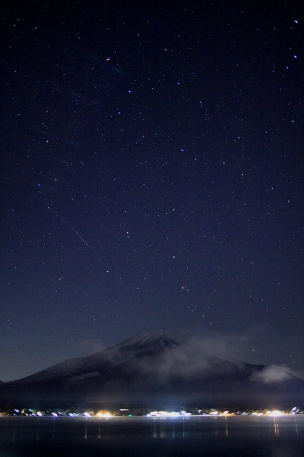 富士と流星＾＾_f0001787_2284294.jpg