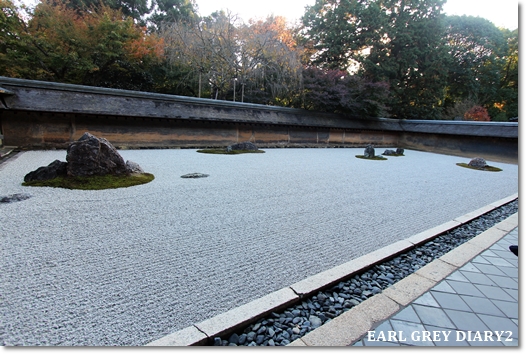 そうだ　京都行こう 　竜のひげ→金閣寺→竜安寺_e0164690_226252.jpg