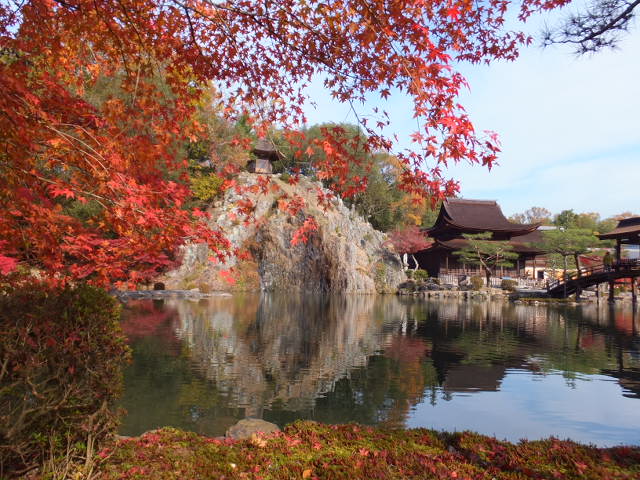 虎渓山永保寺（こけいざん　えいほうじ）の紅葉_a0271502_1459476.jpg