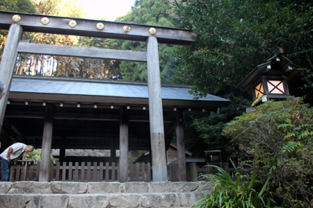 14紅葉めぐり 36 日向大神宮_e0048413_2049457.jpg