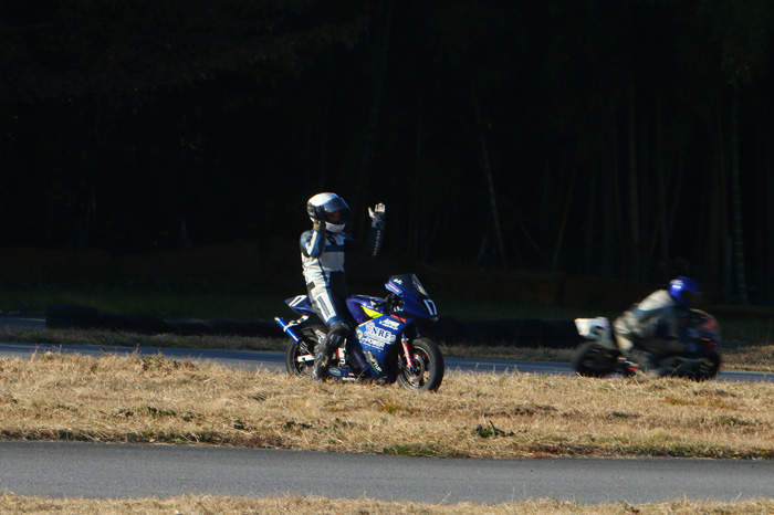 IMPミニバイク耐久レポ？_d0067418_14324137.jpg